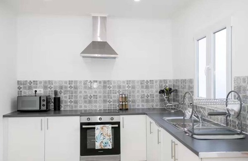 Livramento House | GuestReady - Villa Isla