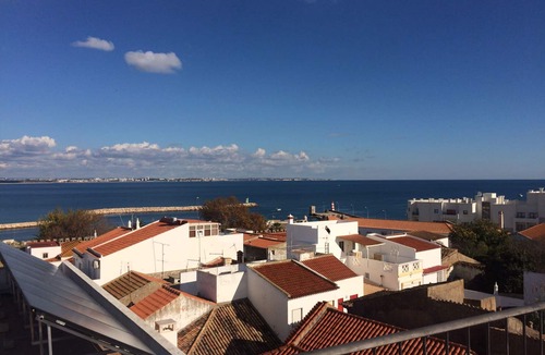 Lagos City Center Apartment | HENRI'S APARTMENTS - 2 (Portuguese Traditions) - The best in Lagos!
