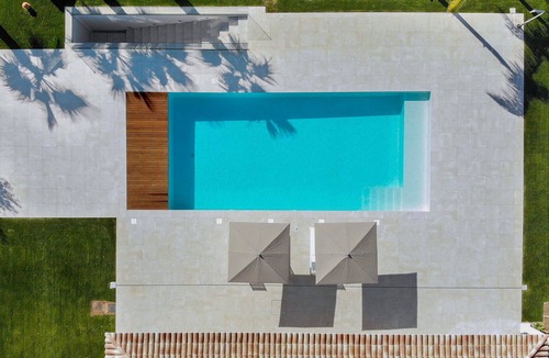Carvoeiro Villa | High-end Villa for Contemporary Living in the Heart of Algarve!