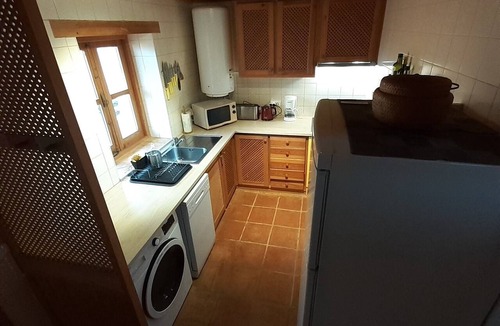 Carrapateira House | Holiday Home 'Beach House - Carrapateira' with Wi-Fi