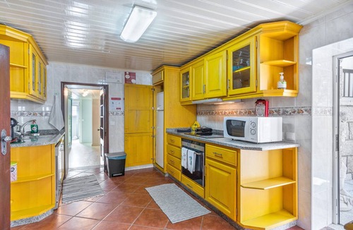 Terras de Bouro House | Holiday Home 'Casa D'Aldeia' with Mountain View, Wi-Fi and Air Conditioning