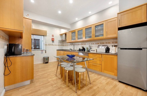 Lagoa House | Holiday Home 'Casa Vista Rio' with Sea View, Wi-Fi and Air Conditioning