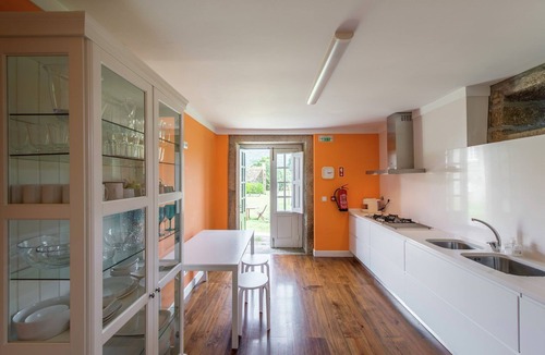 Santa Cruz do Lima House | Holiday home in Ponte de Lima with pool