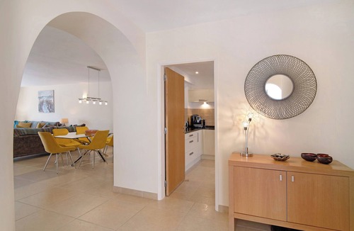 Vale do Lobo House | Holiday Home 'Nicola' with Private Pool, Wi-Fi and Air Conditioning