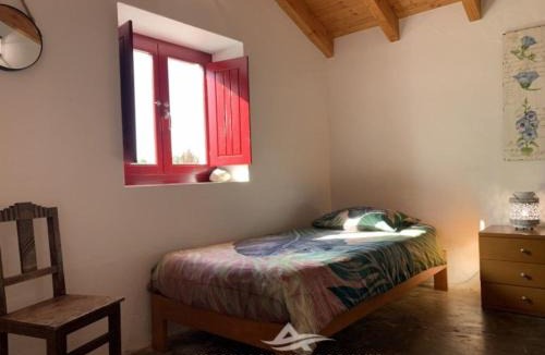 Cabeco de Aguia House | Holiday Home Schönes Landhaus mit Tauchbecken- Strand 3km by Interhome
