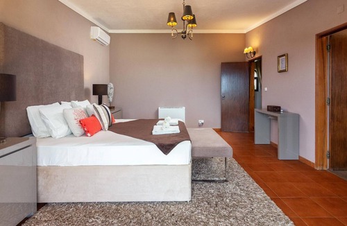 Quelfes House | Holiday house Quelfes for 1 - 8 persons with 3 bedrooms - Holiday home