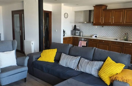 A Ver-o-Mar Apartment | Homerez - Apartment in Póvoa de Varzim
