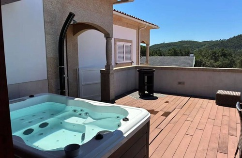 Amarante Apartment | Homerez - Apartment in Freixo