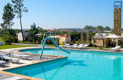 Burinhosa House | Homerez - Bungalow in Pataias + Pool.