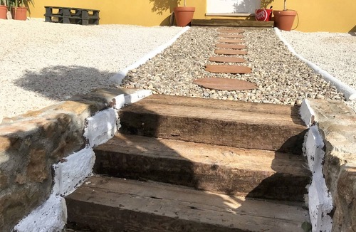 Triana House | Homerez - Comfortable house in Alenquer with modern amenities
