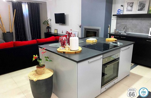 Relva House | Homerez - Cosy House in the Picturesque Village of Relva