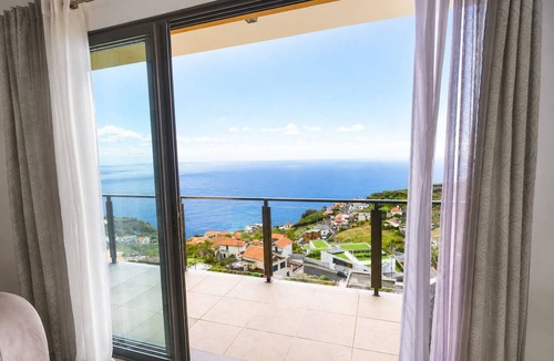 Ponta do Sol Condo | Horizon Pearl Madeira Stunning and memorable view of the sea horizon