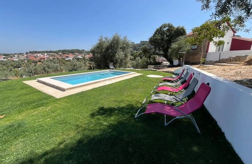 Ourem House | House 3 Bedrooms - AlcaidariaVista