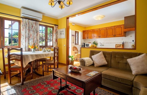 Praia das Macas House | House in Colares with Sunny Terrace