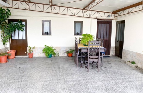 Campos Apartment | House in Vila Nova de Cerveira with Pool and BBQ