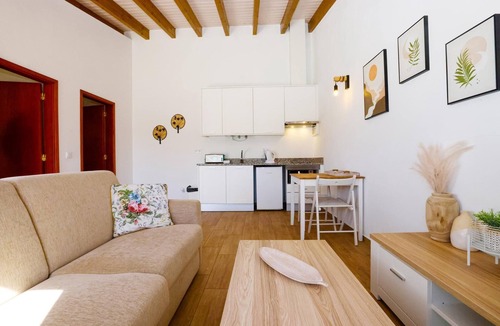 Alfarrobeira Apartment | I - Apartment 2 in St. Johns Countryside Getaway