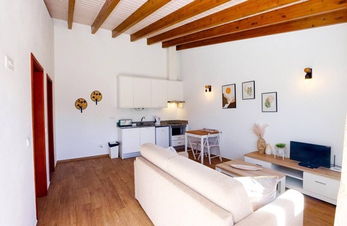 Alfarrobeira Apartment | I - Apartment 2 in St. Johns Countryside Getaway