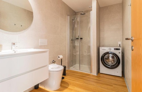 Vila Nova de Gaia Apartment | Infante Studio w Parking by LovelyStay