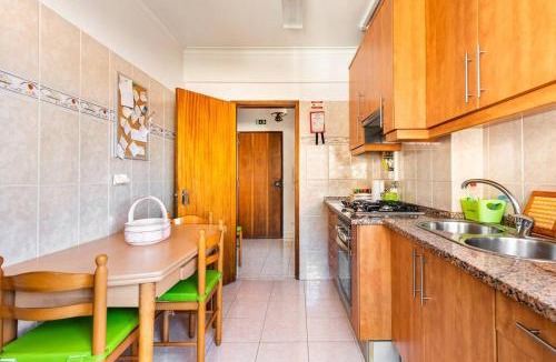 Rio de Mouro Apartment | Isabel Dream III, 400m from the train