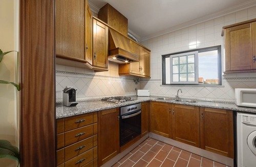 Casalinho Villa | Jardim da Lagoa - Rustic Retreat