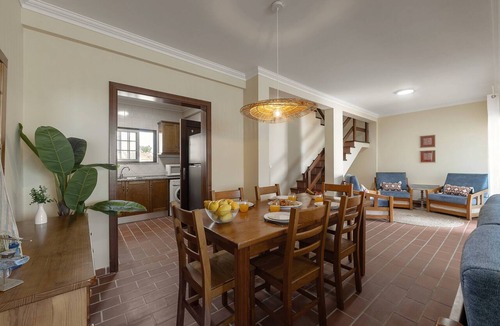Casalinho Villa | Jardim da Lagoa - Rustic Retreat
