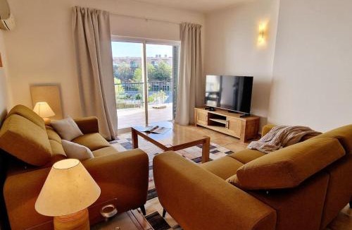 Meia Praia Apartment | Jasmine apartment next to Meia Praia Beach