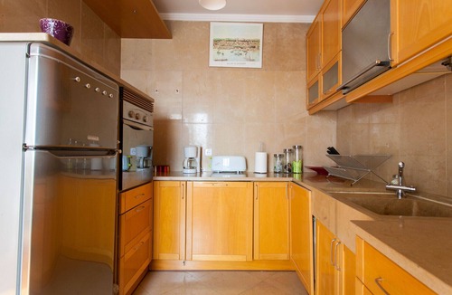 Lisbon Old Town Apartment | JOIVY Spacious&bright 1-bed flat w/city views in Lapa