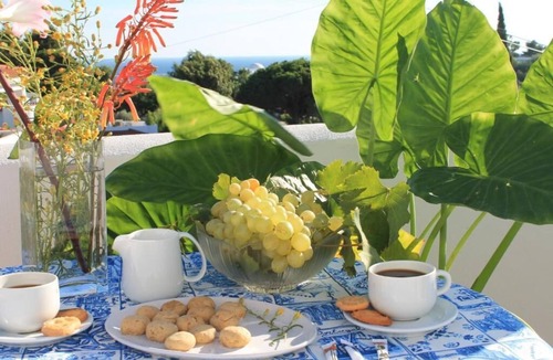 Sesmarias House | Just 500 meters from the Sandy Beach! Sea View from the bedrooms. Private House.