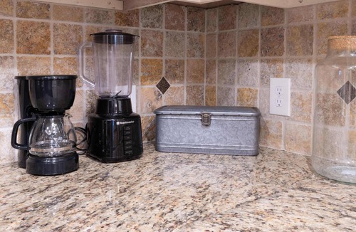 Katy House | Katy Hideaway - Charming 3 BDR!