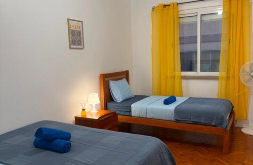 Parque das Nacoes House | L&A Room 13 Moscavide Metro Shop Café