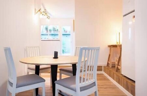 Foz do Douro Apartment | L'Atelier - Warm Porto Loft