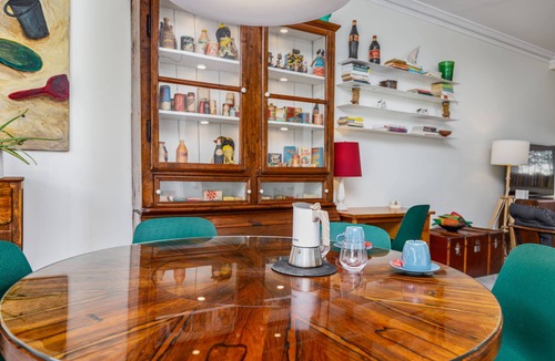 Sao Joao de Deus Villa | Laurentina House: Lisbon Charm & Garden