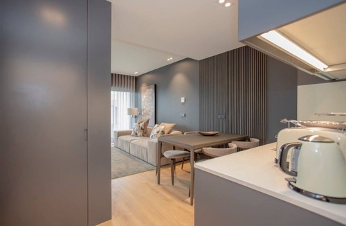 Campanha Apartment | Liiiving in Porto - Dragão Pool View