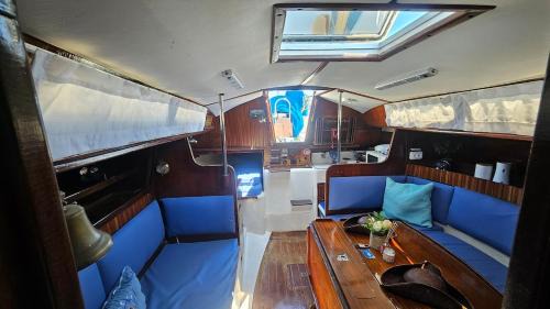 Parque das Nacoes Boat Rental | Lisbon Boat Puma 34