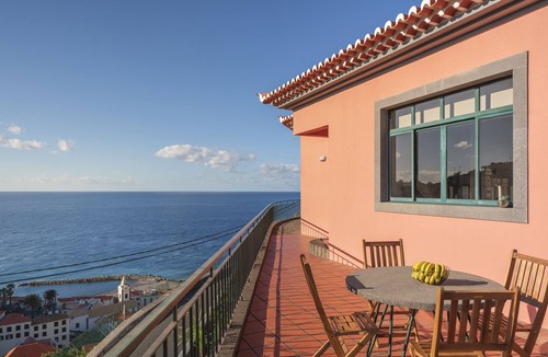 Ponta do Sol Villa | Localização Fantástica, com Vista Para o mar e Para a Vila! Ideal Para Famílias