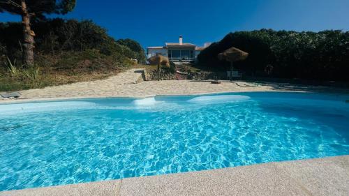 Castelo Villa | Lovely Beach House with Stunning View