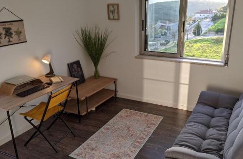Almoinha Apartment | LovelyStay - Sesimbra 3BDR Apartment W/Terrace