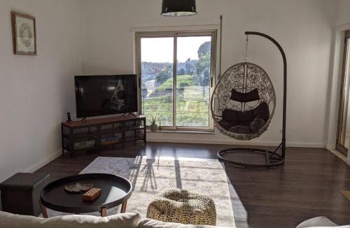Almoinha Apartment | LovelyStay - Sesimbra 3BDR Apartment W/Terrace