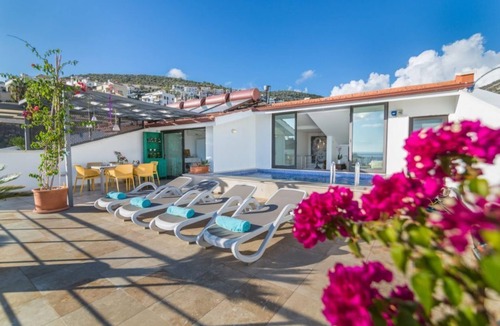 Kalkan Apartment | Luxury 3 Bed Duplex Penthouse with Sea View & Private Pool - 5 mins Walk to Town