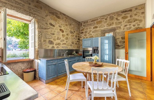 Arcos de Valdevez Villa | Luxury and Nature Retreat with Pool, Jacuzzi & BBQ