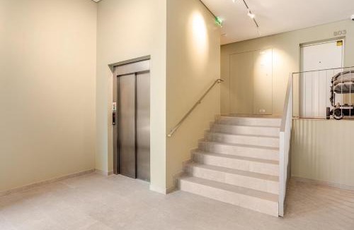 Linda-a-Velha Apartment | Luxury apartment near the beach