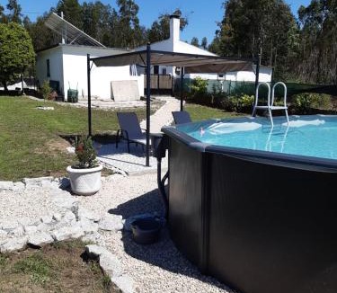 Tabua House | Luxury Romantic Retreat with Hot Tub & Pool