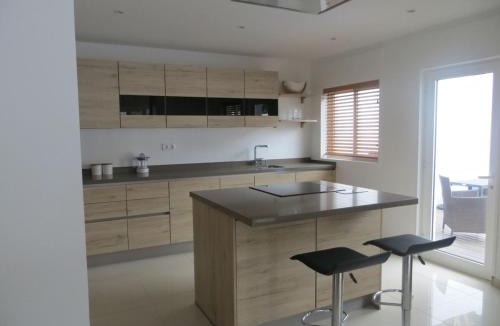 Quarteira Villa | Luxury Villa with Private pool walking distance to beach and Marina