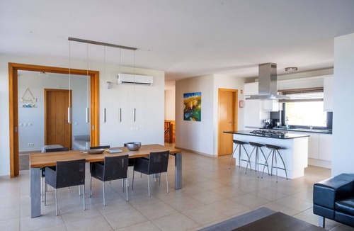 Porto de Mos Villa | Luxury villa with private infinity pool and magnificient sea views