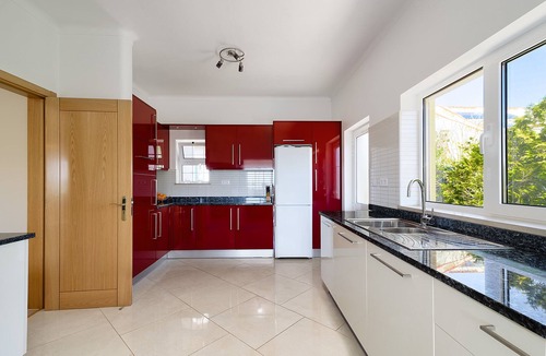 Praia da Luz Villa | Luz - 3 Bed Private Villa, Sea View, WIFI, Private Saline Pool, heating extra,