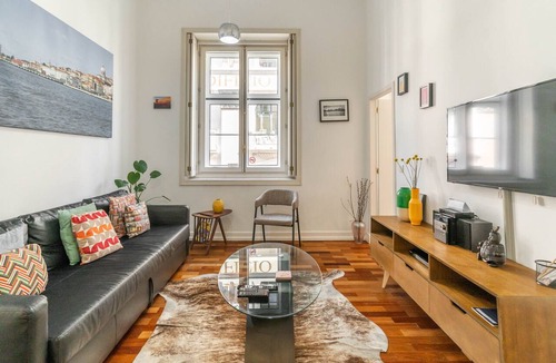 Sacramento Apartment | LV Premier Chiado CH7- AC, Central, Elevator