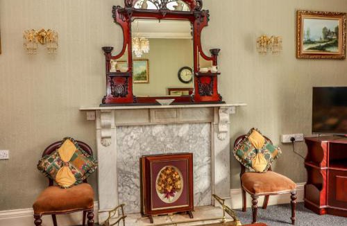 Kilrush House | Macmathuna