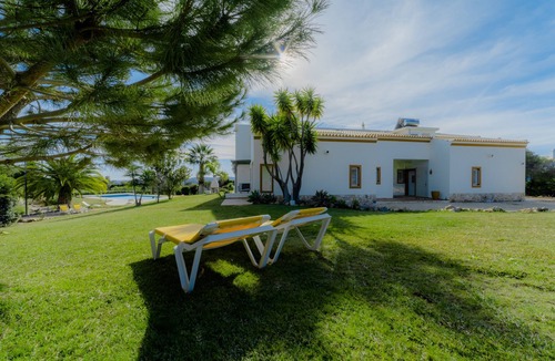 Portimao Villa | MAGNOLIA - heated* pool - Beach/Golf 3 miles – Ecolog Park -Relax-Very Spacious
