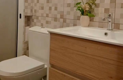 Porto da Cruz Cabin | Make yourself at home in a warm. Nóbrega House