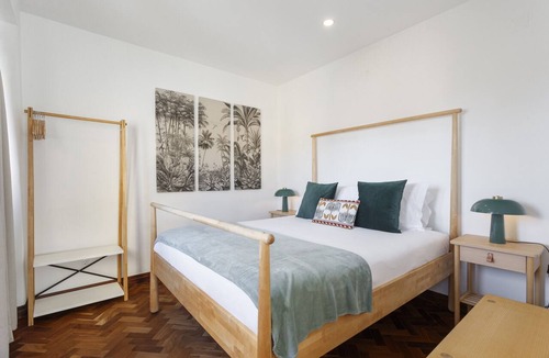 Santo Antonio Apartment | Margarita's Day in Lisbon - by Misha's Place (2C)